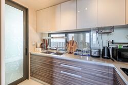 Commonwealth Towers (D3), Condominium #527936561